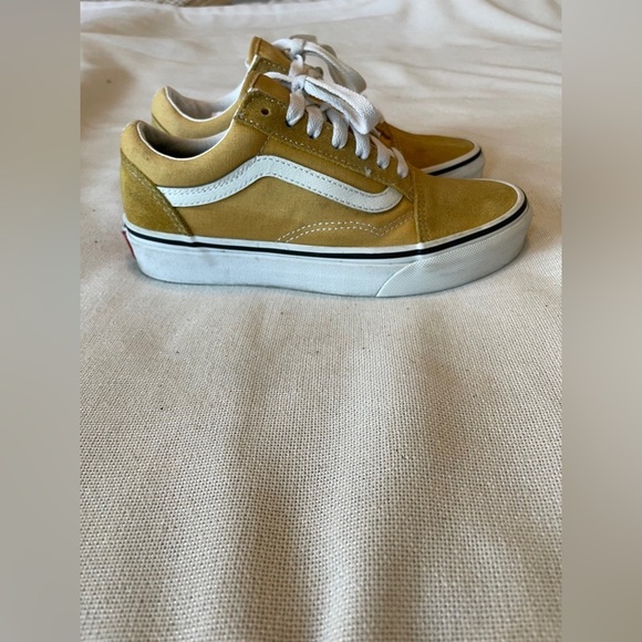 Vans women size 5 - Picture 2 of 5